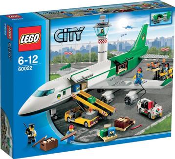 LEGO City 60022 Cargo Terminal — Compleet beschikbaar voor biedingen