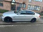 Bmw 320i, Zwart, Leder, Handgeschakeld, 5 deurs