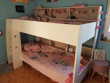 Lit superposé enfant  disponible aux enchères