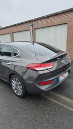 Hyundai i30 fastback 1.4 benzine, Auto's, Hyundai, Euro 6, 4 cilinders, Bruin, Handgeschakeld