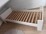 Eenpersoonsbed wit modern, Huis en Inrichting, Slaapkamer | Bedden, Ophalen, Zo goed als nieuw, Wit