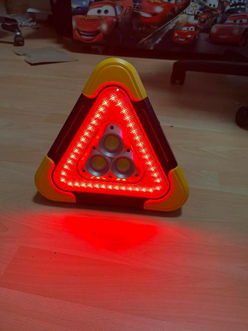 Driehoek!! BINNENKORT VERPLICHT!!, Auto diversen, Auto-accessoires, Zo goed als nieuw, Ophalen