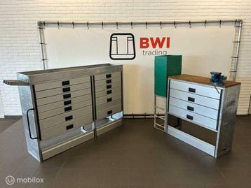 Bott bedrijfswageninrichting set van drie / nette staat beschikbaar voor biedingen