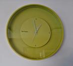 Grote klok lime kleurig en 2 vazen ,dienblad en theelichthou, Huis en Inrichting, Woonaccessoires | Klokken, Ophalen