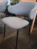 Brian stoel in donkergrijs of wit (outlet), Enlèvement, Neuf