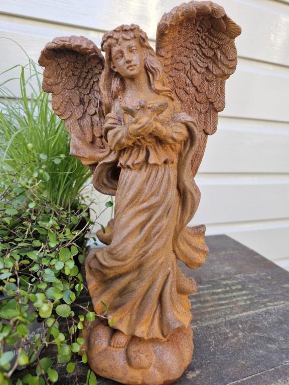 engel met duif , gietijzer tuinbeeld, Tuin en Terras, Tuinbeelden, Nieuw, Ophalen of Verzenden