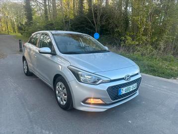 Hyundai i20*Volledig onderhoudsboek*, Auto's, Hyundai, Euro 6, Parkeersensor, Bedrijf, Handgeschakeld