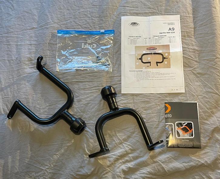 Crash pads RD MOTO Aprilia RS4 RS125 kit complet, Motos, Pièces | Autre, Neuf, Enlèvement ou Envoi