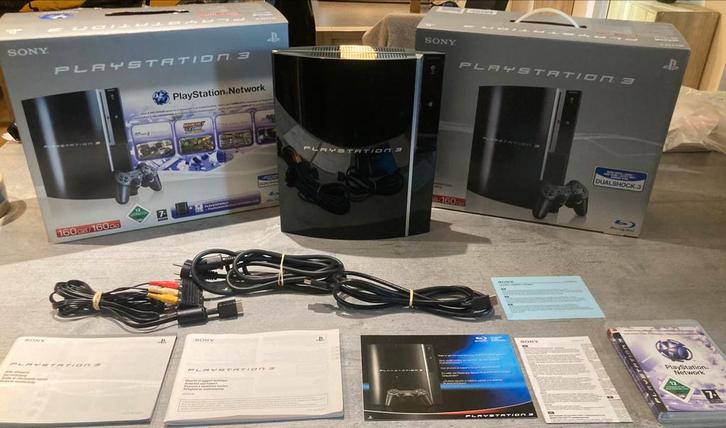 PS3 fat 160Go-console originele doos en hoes, Games en Spelcomputers, Spelcomputers | Sony PlayStation 3, Zo goed als nieuw, Phat