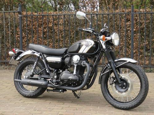 Kawasaki W 800, Motos, Motos | Kawasaki, Entreprise, Naked bike, 12 à 35 kW, 2 cylindres, Enlèvement