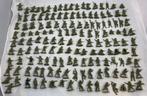 Airfix 1:32 WOII soldaten 151 stuks plastic model figuren, Verzenden, Zo goed als nieuw