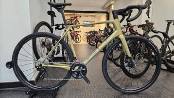 *NIEUW* ROAD & GRAVEL superior x-road team elite SE disc beschikbaar voor biedingen