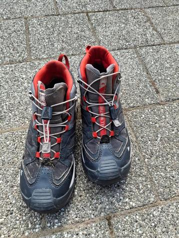 Quechua MH100 waterdichte wandelschoenen maat 36 beschikbaar voor biedingen