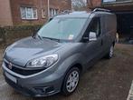 Prachtige Fiat Doblo benzine uit 2019, Auto's, 4 deurs, Stof, Parkeersensor, Handgeschakeld