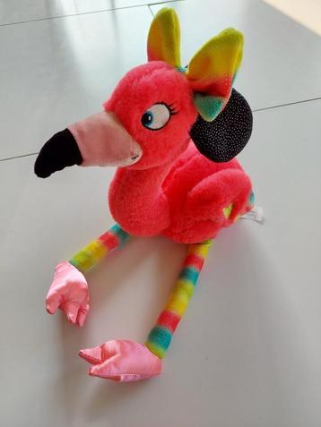 Flamingo knuffel met Mickey Mouse oren beschikbaar voor biedingen