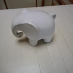 Nieuwe witte olifant, Mortsel, Enlèvement