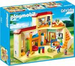 Playmobil kinderdagverblijf/school met speeltuin, Kinderen en Baby's, Speelgoed | Playmobil, Ophalen, Zo goed als nieuw