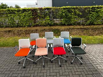 33 leuke Haworth bureaustoelen in diverse kleuren