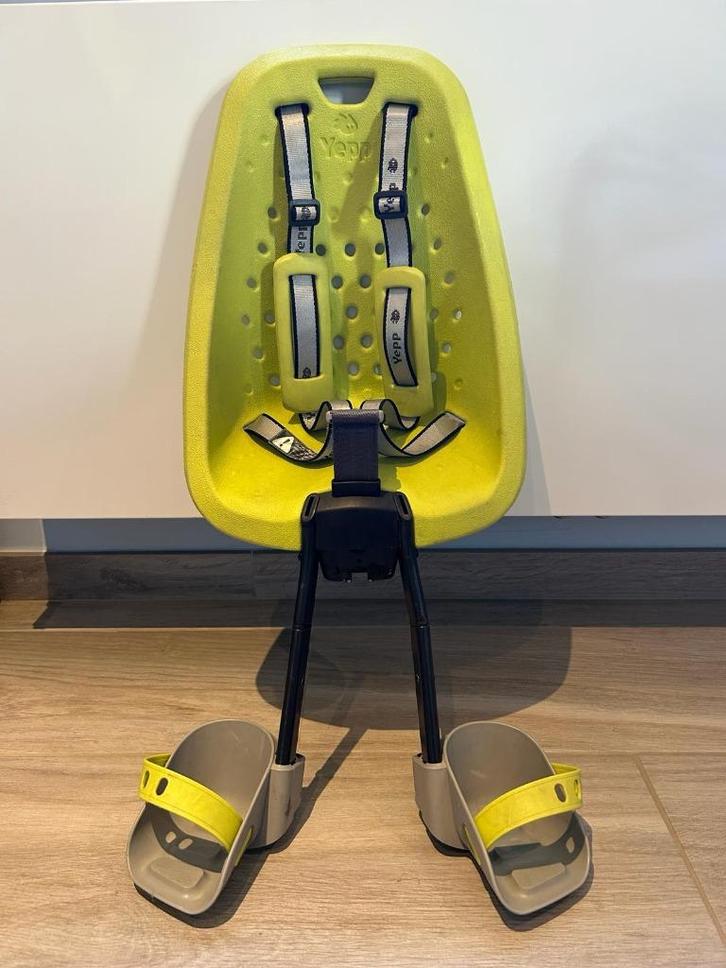 Thule Yepp GMG fietsstoel - lime, Fietsen en Brommers, Fietsaccessoires | Fietsstoeltjes, Gebruikt, Voorzitje, 9 t/m 18 kg, Voetsteuntjes