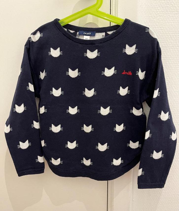 Okaidi trui met geprinte katten - 6 jaar (116cm), Kinderen en Baby's, Kinderkleding | Maat 116, Gebruikt, Meisje, Trui of Vest