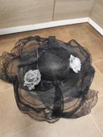 Prachtige feestelijke hoed, Ophalen of Verzenden, Zo goed als nieuw, Hoed