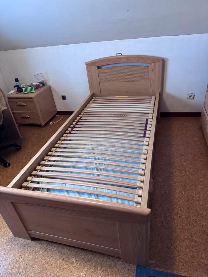 lit simple, Maison & Meubles, Chambre à coucher | Chambres à coucher complètes, Comme neuf, Une personne, Enlèvement