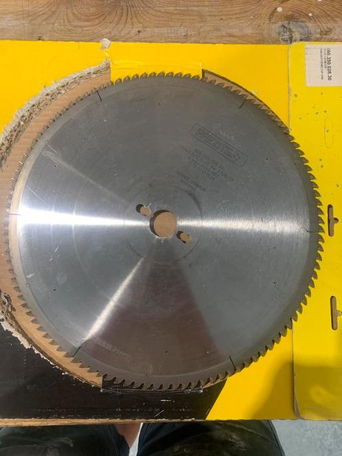 Diverse zaagbladen dia 350/300/280/250…, Doe-het-zelf en Bouw, Gereedschap | Zaagmachines, Zo goed als nieuw, Afkortzaag, Ophalen