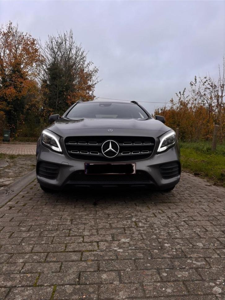 Mercedes-Benz GLA 200, Auto's, Mercedes-Benz, Particulier, GLA, Cruise Control, Diesel, Automaat, Zilver of Grijs, Zwart, Alcantara