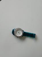 Belle montre moderne avec une pile neuve, des années de tran, Bijoux, Sacs & Beauté, Enlèvement