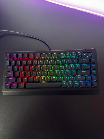 Razer Blackwidow v4 75% - Orange tactiles beschikbaar voor biedingen