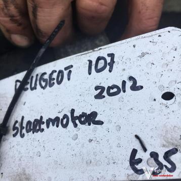 Peugeot 107 1.0 B 5drs 2012 2500073  Startmotor   2800-0Q012 beschikbaar voor biedingen