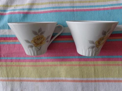 2 oudere kopjes SCHERZER Bavaria Germany, Antiek en Kunst, Antiek | Servies los, Ophalen