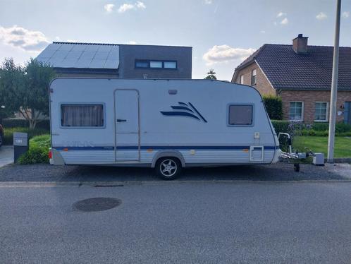caravan Wilk, Caravans en Kamperen, Caravans, Particulier, tot en met 4, 1000 - 1250 kg, Rondzit, Wilk, 7 tot 8 meter, 75 kg, Disselslot