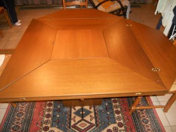 CIRKANTE designtafel 4/8 personen - perfecte staat beschikbaar voor biedingen