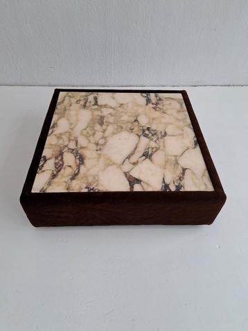 Salontafel bijzettafel marmer beschikbaar voor biedingen