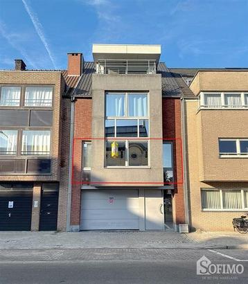 Appartement te koop in Roeselare, 2 slpks beschikbaar voor biedingen