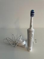 Elektrische tandenborstel, MÉT GARANTIE, van Oral-B., Handtassen en Accessoires, Nieuw, Tandenborstel, Ophalen of Verzenden