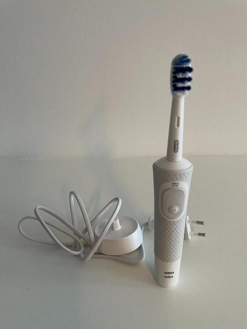 Elektrische tandenborstel, MÉT GARANTIE, van Oral-B., Handtassen en Accessoires, Uiterlijk | Mondverzorging, Nieuw, Tandenborstel