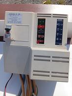 Boitier de 3 fusibles transformateur de caravane, Caravanes & Camping, Enlèvement, Comme neuf