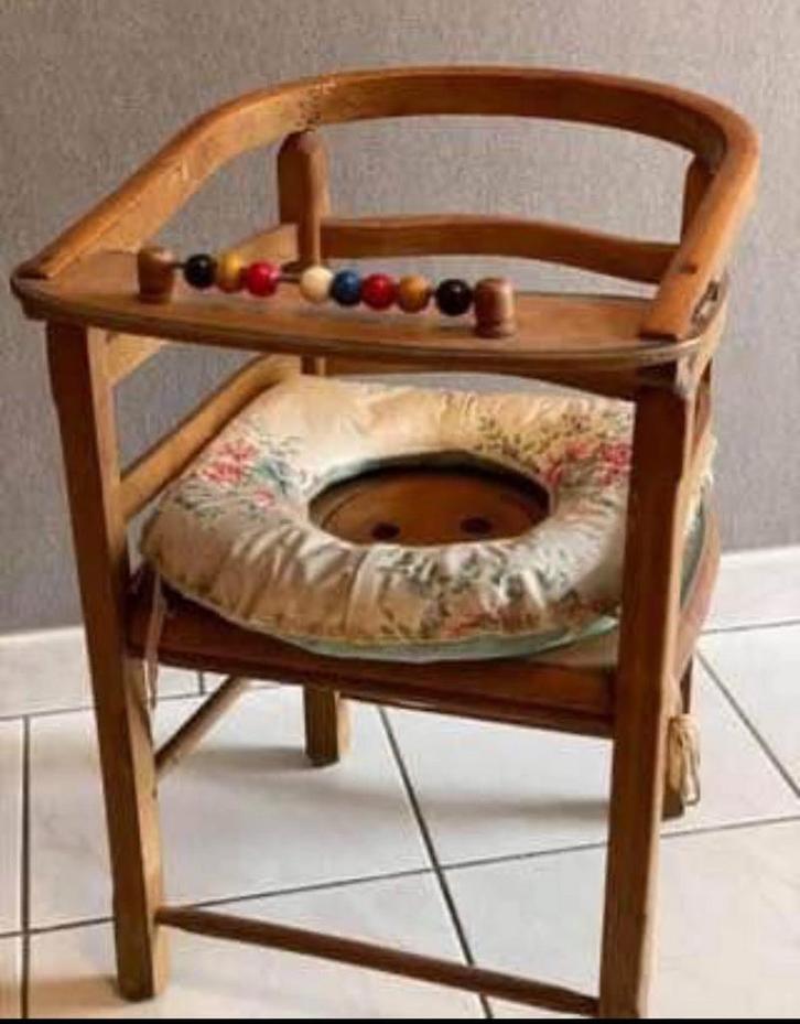 Chaise-pot enfant vintage en bois – Torck années 60/70), Maison & Meubles, Accessoires pour la Maison | Autre, Comme neuf, Enlèvement ou Envoi
