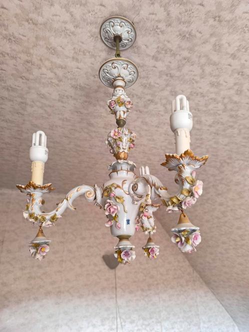 2 porseleinen Italiaanse capodimonte lusters getekend, Antiek en Kunst, Antiek | Porselein, Ophalen