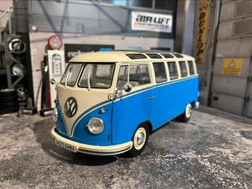1:18 Volkswagen T1 Samba - nieuw in doos beschikbaar voor biedingen