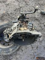 Versnellingsbak Renault master 2.2  code: PF1 AA, Ophalen of Verzenden, Gebruikt, Renault