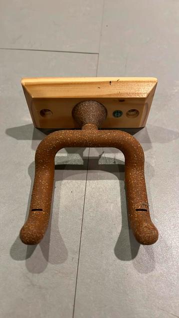 Konig & Meyer, 5 supports muraux pour guitare, Musique & Instruments, Enlèvement