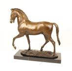 Grande statue de cheval de trot en bronze massif LIVRAISON G, Antiquités & Art, Envoi, Bronze