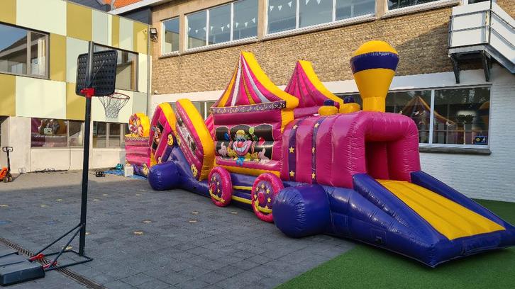 Springkastelen, Hobby & Loisirs créatifs, Articles de fête | Location, Utilisé, Enlèvement