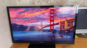 Sony Bravia 46 inch, 120cm beschikbaar voor biedingen