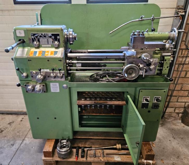 Weiler Matador VS2 draaibank met spantanginrichting, Bricolage & Construction, Tours, Utilisé, Tour à métaux, 500 à 1000 mm, Enlèvement