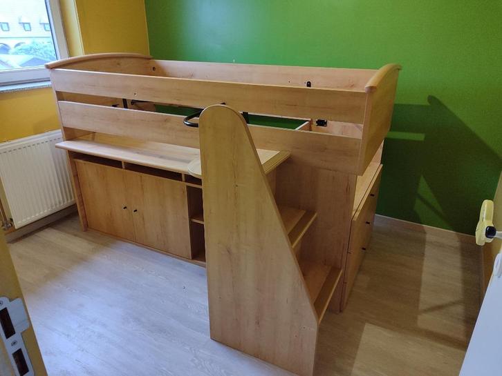 Half hoogslaper met bureau en veel opbergruimte, Kinderen en Baby's, Kinderkamer | Stapelbedden en Hoogslapers, Gebruikt, Halfhoogslaper