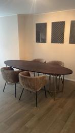 Ovale eettafel met 4 nieuwe stoelen, Huis en Inrichting, Ophalen, Zo goed als nieuw